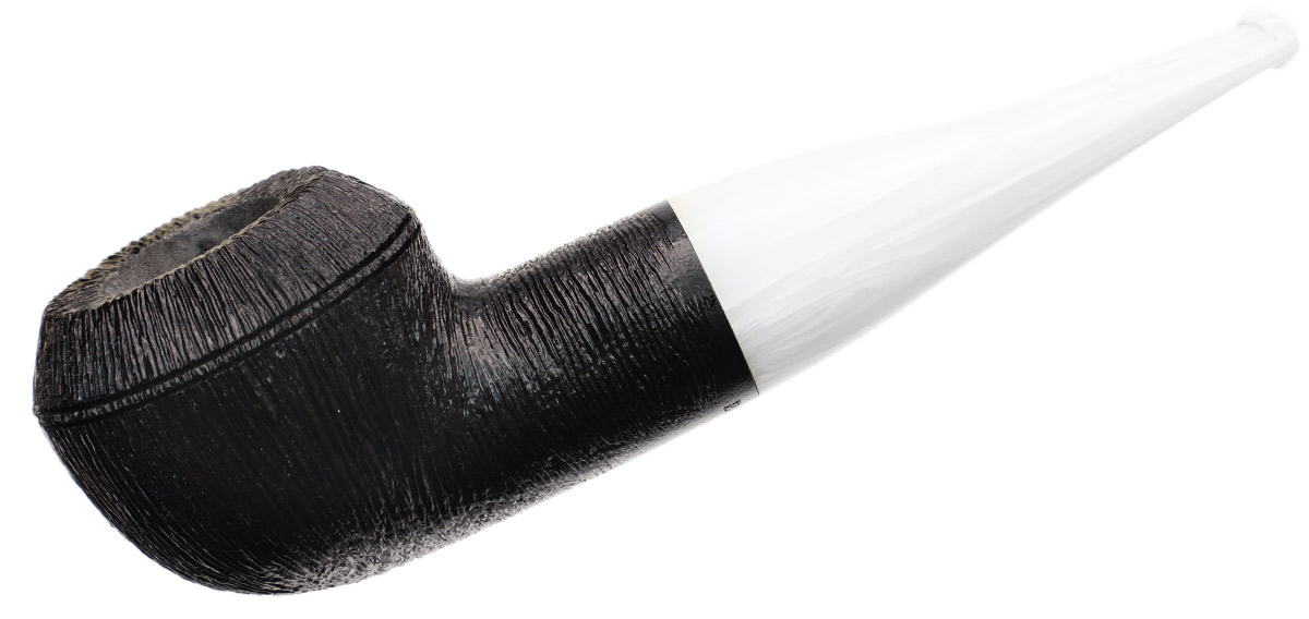 BriarWorks Classic Dark Rusticated with White Stem (C52)