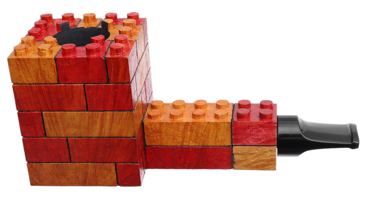 New Tobacco Pipes: Werner Mummert Sandblasted Lego Deco Poker